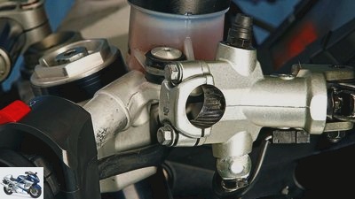 Adjust motorcycle ergonomics