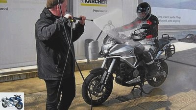 Complete motorcycle equipment under 1000 euros