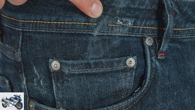 Motorcycle jeans in a comparison test