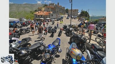 Motorcycle trip to the Sibillini Mountains in Italy