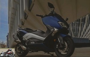 Yamaha TMax DX review