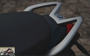 BMW R1200R seat