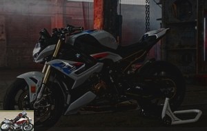The BMW S 1000 R