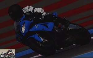 BMW S1000RR Full on the Ricard track