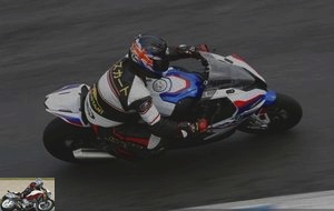 The BMW S1000RR accelerating