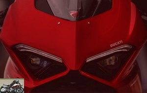 Front headlights of the Ducati Panigale V2
