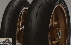 Metzeler Sportec M7 RR front and rear tires
