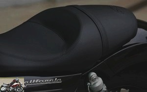 Moto Guzzi California Custom seat
