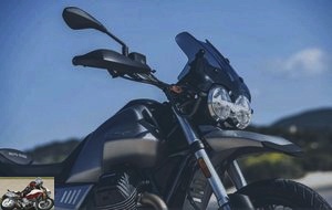 Moto Guzzi V85 TT headlights