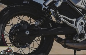 Moto Guzzi V85 TT transmission