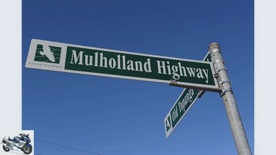 Mulholland Highway - America's most dangerous corner