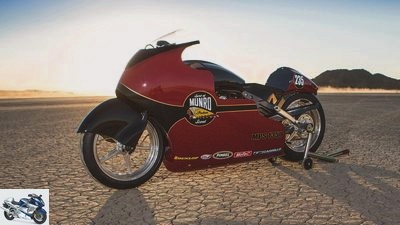 Munro and Indian in Bonneville