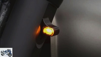 New mini turn signals for motorcycles