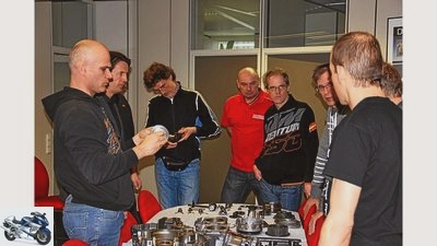 Pendulum test of KTM Adventure models