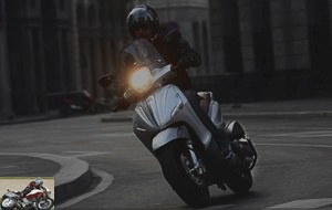 Piaggio Beverly 125 scooter test