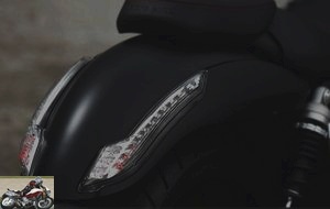 Moto Guzzi Audacity rear light