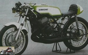 The H1R was originally fitted with front drum brakes