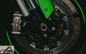 Brembo braking, double semi-floating 330 mm disc. Two radial calipers, 4 opposed pistons