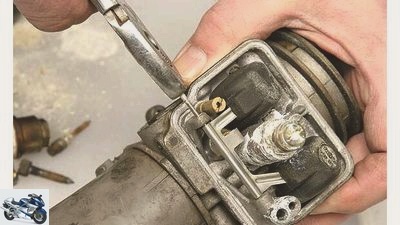 Advice: clean the carburetor