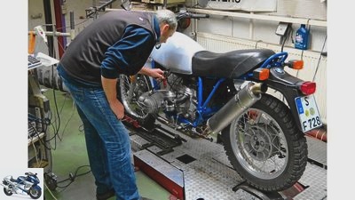 Restoration of the BMW R 80 G-S part 4 engine and carburetor adjustment