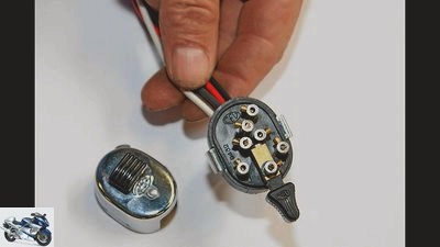 Tips for screwdrivers Repair and reproduce wiring harness