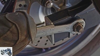 Tips for mechanics - correct motorcycle chain maintenance