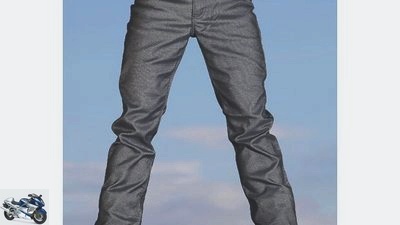Service: Comparison test of biker jeans