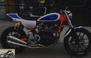 The exhaust line raised on the Street Tracker