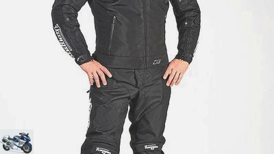 Sporty motorcycle all-round textile suits in the test
