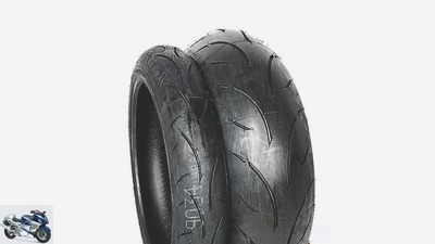 Sports tires 120-70 ZR 17 and 190-55 ZR 17 in a comparison test
