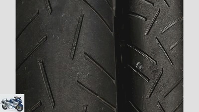 Sports tires in a comparison test