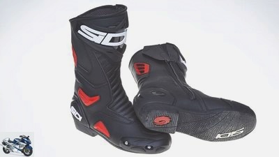 Sports boots up to 250 euros in the test