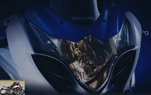Suzuki GSX-R 1000 headlight