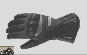 Testing the Vanucci Touring IV gloves