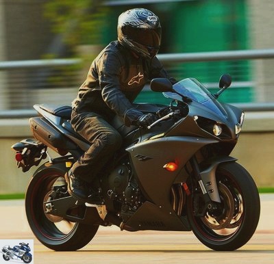 Yamaha YZF-R1 1000 2013