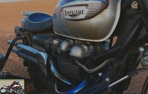 Triumph Scrambler Yeti engine