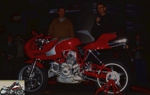 Pierre Terblanche and Ducati CEO Federico Minoli at the launch of the production MH900e at the Bolognas Motor Show 1999