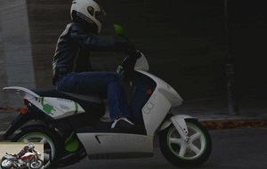 Electric scooter Govecs Go! S2.4