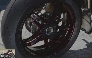 BST rims are made of carbon fibers