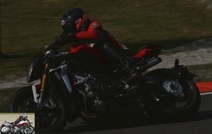 The Brutale allows for quick cornering