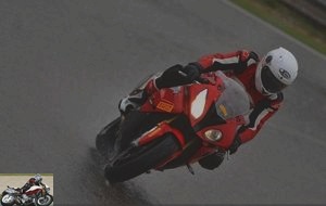 Pirelli Diablo Rosso III tire on track