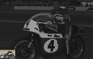 Dick Mann on his BSA at Daytona in 1971