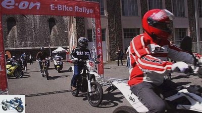 Scene: E-bike rally