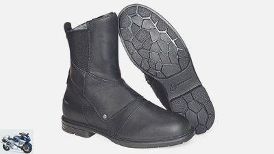 Test boots, boots and sneakers for motorcyclists