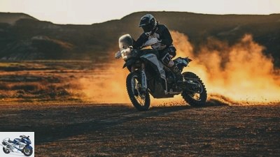 Triumph enters the sport of enduro and motocross