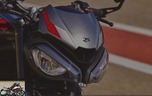 The new LED headlights of the Street Triple RS