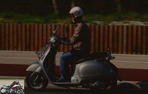 scooter Vespa GTS 300