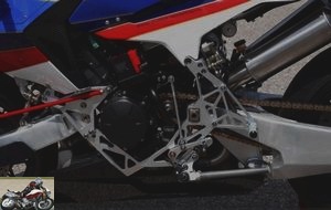 The 986 M2 is based on a 4 cylinder Honda CBR600RR