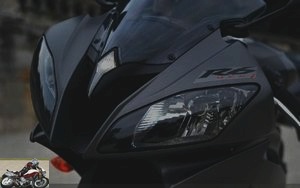 Headlight Yamaha R6