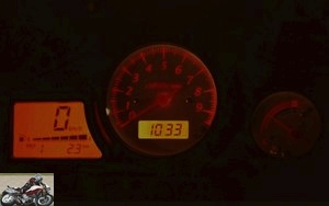 Yamaha TDM 900 GT ABS night speedometer